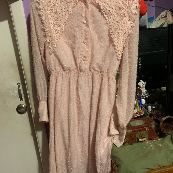 Beautiful 5 dresses - Picture 5 of 8